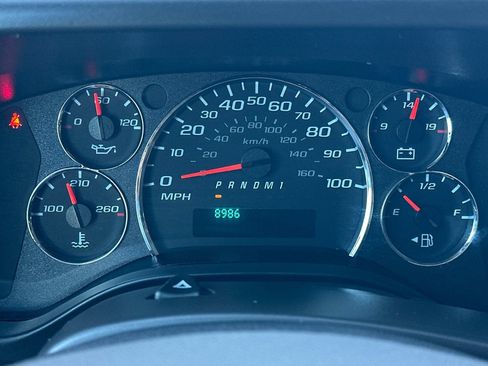 Used 2025 Chevrolet Express 2500 w/ Driver Convenience Package RWD image 23