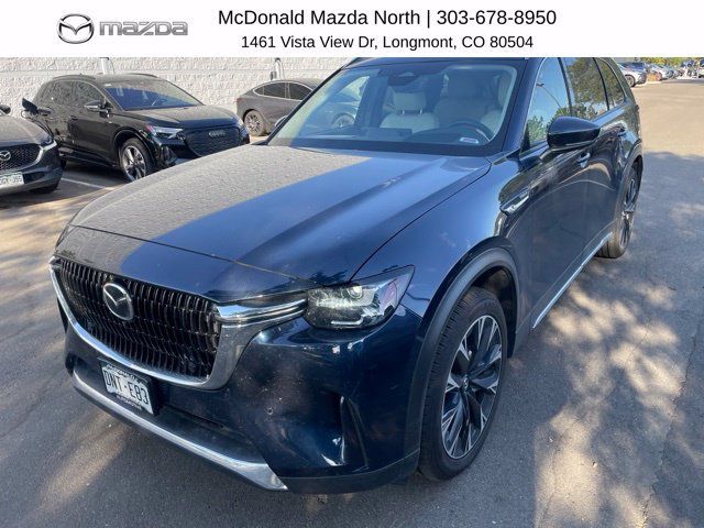 Used 2025 MAZDA CX-90 Plug-In Hybrid w/ Premium Plus AWD/4WD image 8