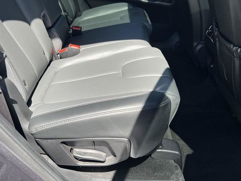 Certified 2023 Hyundai Santa Fe SEL w/ Premium Package AWD/4WD image 22