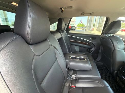 Used 2020 Acura MDX FWD image 19