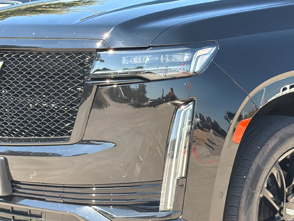 Used 2021 Cadillac Escalade Sport w/ Driver Assist Tech Package RWD image 4