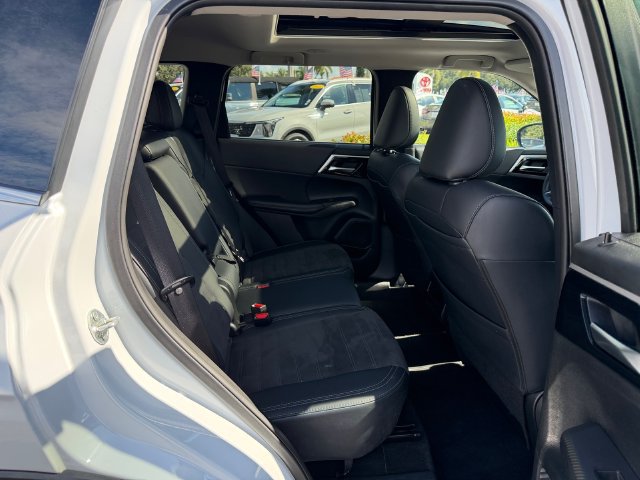 Used 2024 Mitsubishi Outlander Ralliart AWD/4WD image 18