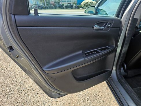 Used 2007 Chevrolet Impala LT FWD image 19
