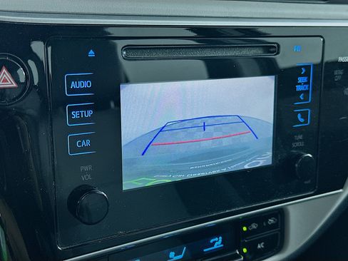 Used 2017 Toyota Corolla LE w/ Carpet Mat Package (TMS) image 21