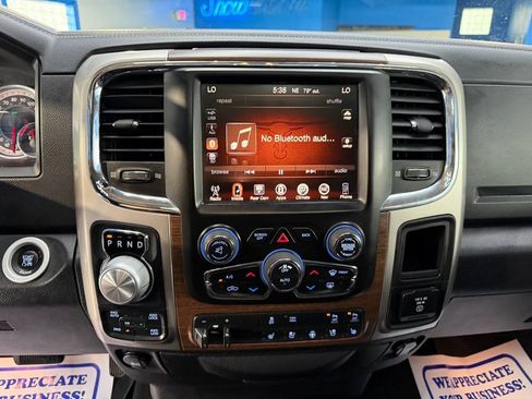 Used 2016 RAM 1500 Laramie w/ Convenience Group AWD/4WD image 18