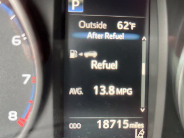 Used 2017 Toyota RAV4 LE w/ Carpet Mat Package FWD image 18
