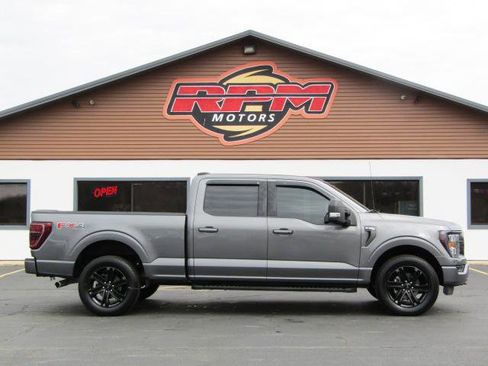Used 2022 Ford F150 XLT w/ Equipment Group 302A High AWD/4WD image 3