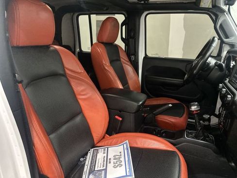 Used 2022 Jeep Gladiator Mojave w/ Trailer Tow Package image 25