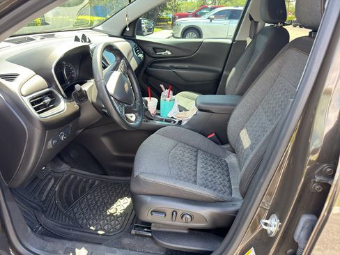 Used 2023 Chevrolet Equinox LT image 6