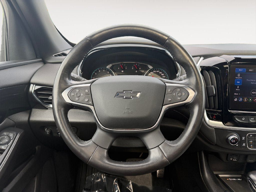Used 2022 Chevrolet Traverse RS AWD/4WD image 14