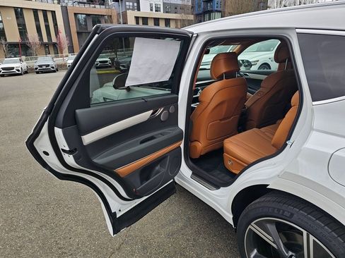 New 2026 Genesis GV80 2.5T Prestige image 22