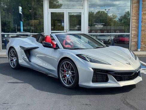 Used 2023 Chevrolet Corvette Z06 w/ Stealth Interior Trim Package RWD image 1
