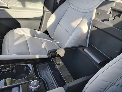 New 2026 Ford Explorer Platinum w/ LUX Leather Package image 26