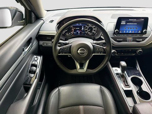Used 2025 Nissan Altima 2.5 SR FWD image 20