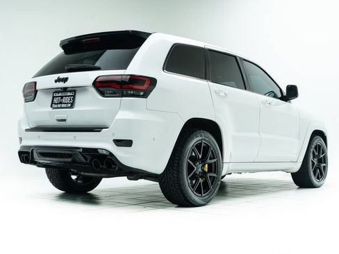 Used 2021 Jeep Grand Cherokee Trackhawk AWD/4WD image 12
