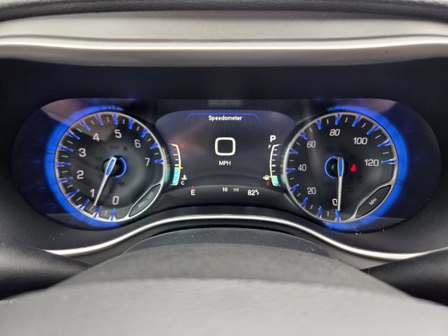New 2027 Chrysler Pacifica Select FWD image 31