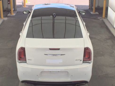 Used 2019 Chrysler 300 S w/ Safetytec Plus Group AWD/4WD image 7