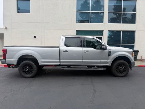 Used 2017 Ford F350 Lariat w/ Lariat Ultimate Package AWD/4WD image 6