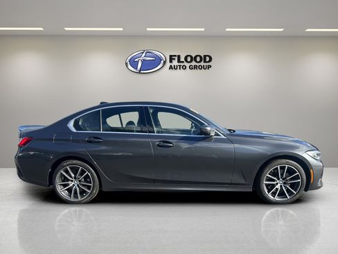 Used 2019 BMW 330i xDrive Sedan w/ Convenience Package image 4
