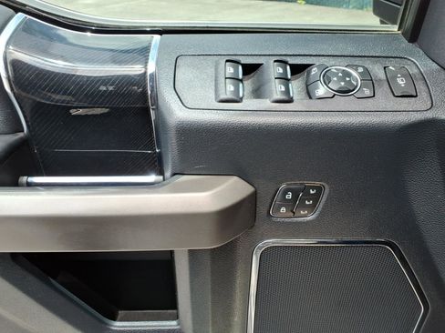 Used 2022 Ford F250 Platinum AWD/4WD image 36