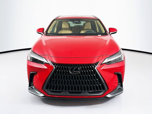 Used 2024 Lexus NX 250 FWD w/ Premium Package image 2