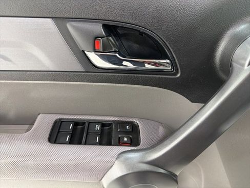 Used 2009 Honda CR-V LX image 11