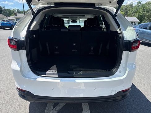Certified 2025 MAZDA CX-90 Plug-In Hybrid w/ Preferred AWD/4WD image 12