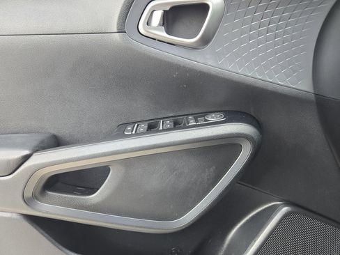 Used 2020 Kia Soul EX image 26
