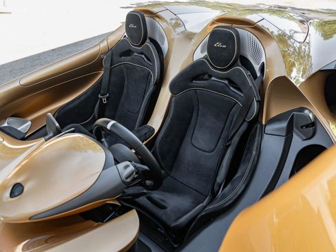 Used 2021 McLaren Elva image 8