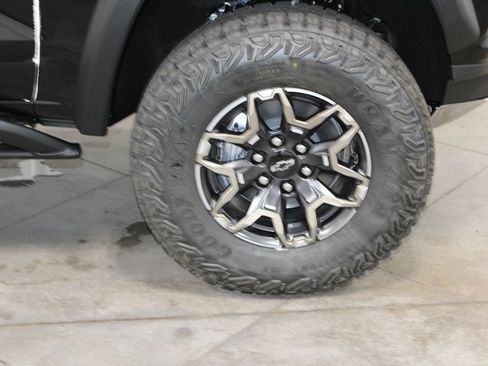New 2026 Chevrolet Colorado ZR2 w/ Technology Package AWD/4WD image 60