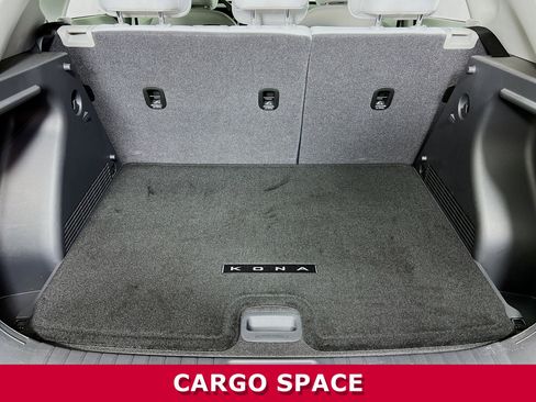 Used 2024 Hyundai Kona SE image 24