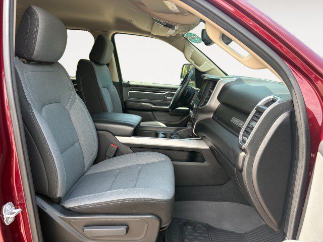 Used 2019 RAM 1500 Big Horn AWD/4WD image 12