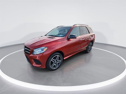 Used 2018 Mercedes-Benz GLE 350 w/ Parking Assist Package image 4