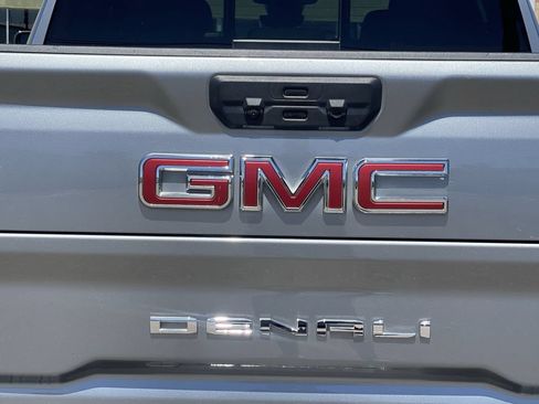 Used 2024 GMC Sierra 2500 Denali w/ Denali Reserve Package AWD/4WD image 31