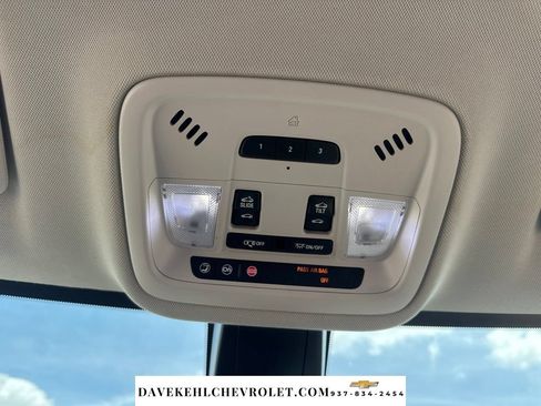 Used 2020 Chevrolet Traverse Premier w/ Redline Edition AWD/4WD image 34