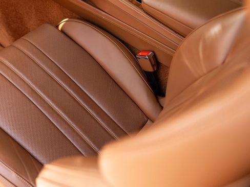 Certified 2022 Bentley Continental GT AWD/4WD image 25