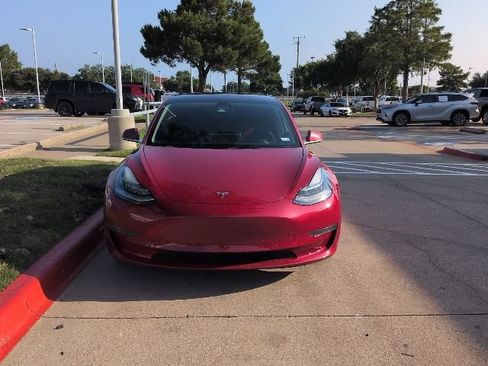 Used 2018 Tesla Model 3 Mid Range RWD image 6