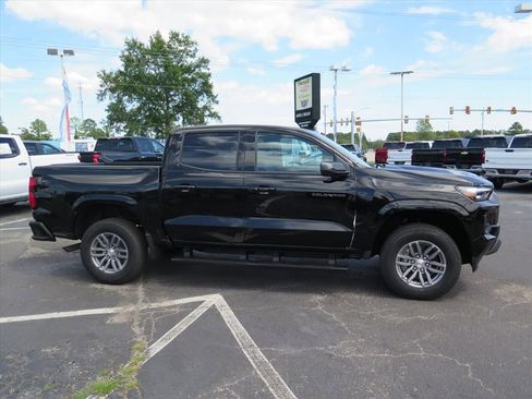 New 2026 Chevrolet Colorado LT w/ LT Convenience Package image 2