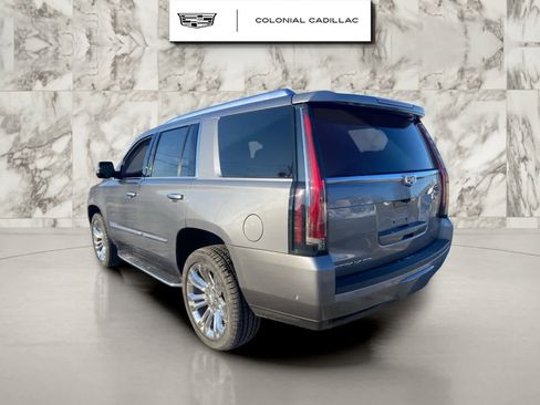 Used 2019 Cadillac Escalade Luxury w/ LPO, Radiant Package image 2