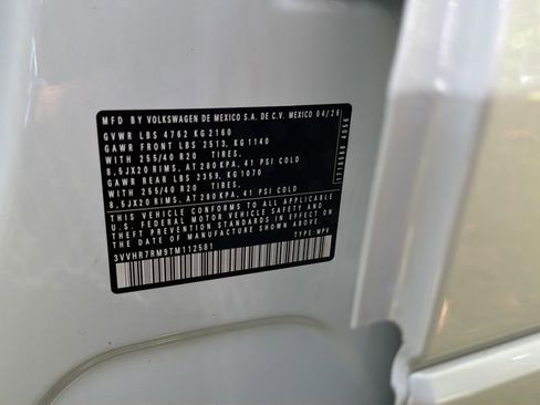 New 2026 Volkswagen Tiguan SE R-Line FWD image 25