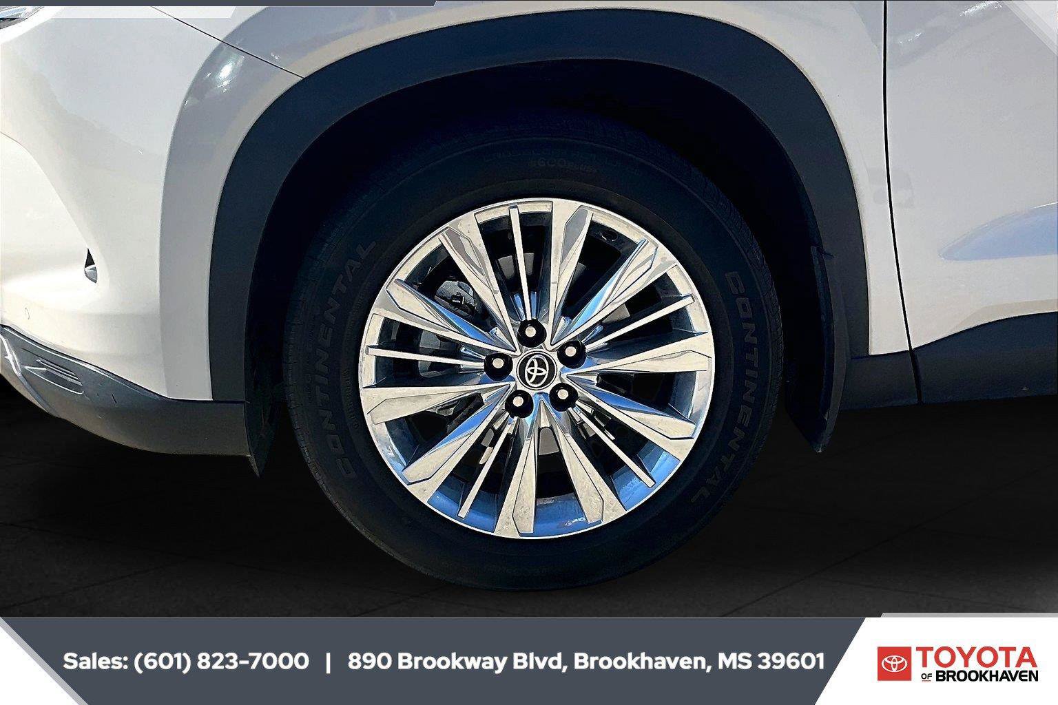 Used 2024 Toyota Grand Highlander AWD image 7