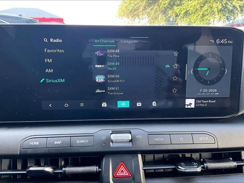 Used 2025 Kia K4 FWD image 31