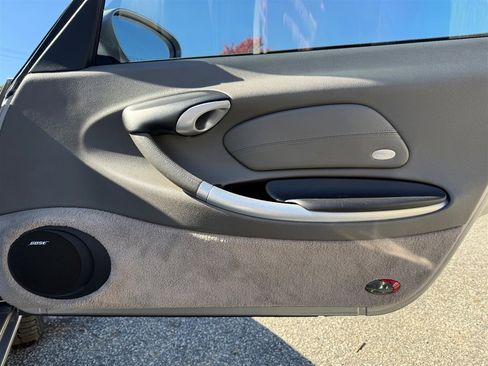 Used 2003 Porsche Boxster S image 25