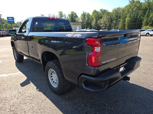 Used 2024 Chevrolet Silverado 1500 W/T w/ WT Value Package AWD/4WD image 25