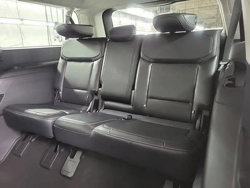 Used 2025 Ford Expedition Max Platinum AWD/4WD image 13