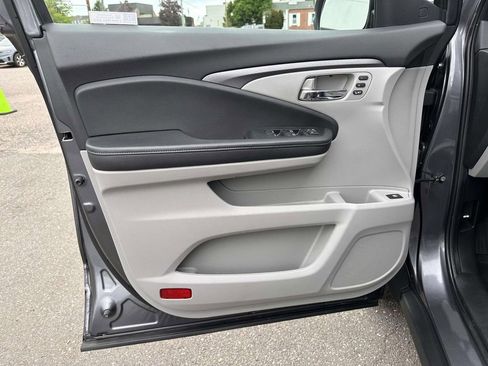 Used 2023 Honda Ridgeline RTL image 8