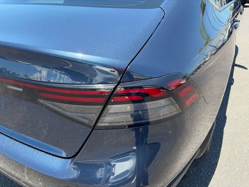 Used 2024 Honda Accord EX image 17