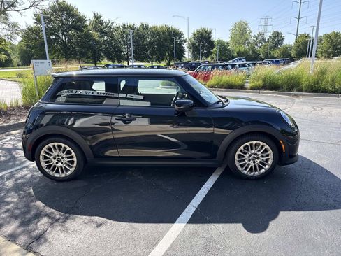 Used 2025 MINI Cooper S FWD image 5