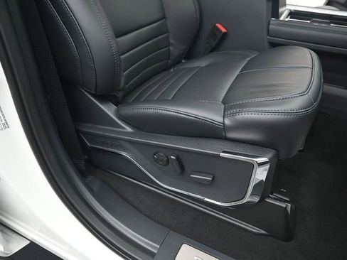 New 2026 Ford F350 Platinum AWD/4WD image 16