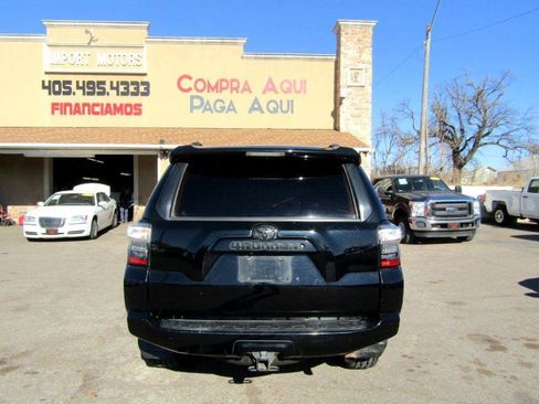 Used 2016 Toyota 4Runner SR5 RWD image 5